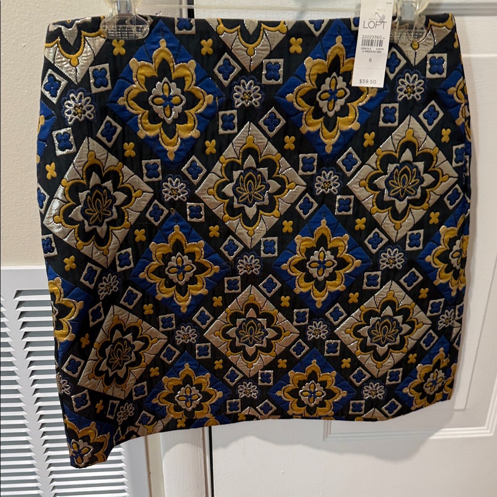 LOFT Navy and Gold Patterned Mini Skirt, Size 6